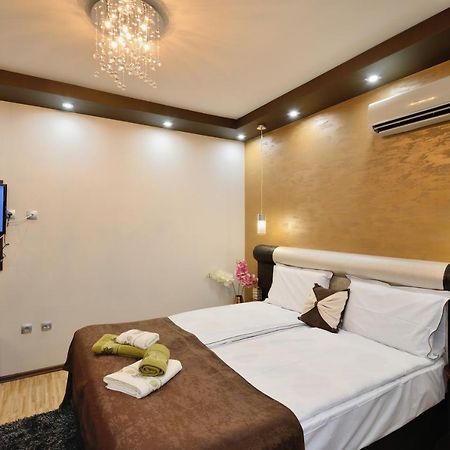 Fantasy Apartaments And Studios Avenue Комплекс Фантазия Хисаря Εξωτερικό φωτογραφία