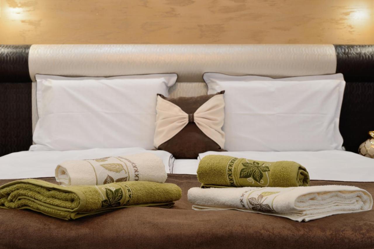 Fantasy Apartaments And Studios Avenue Комплекс Фантазия Хисаря Εξωτερικό φωτογραφία