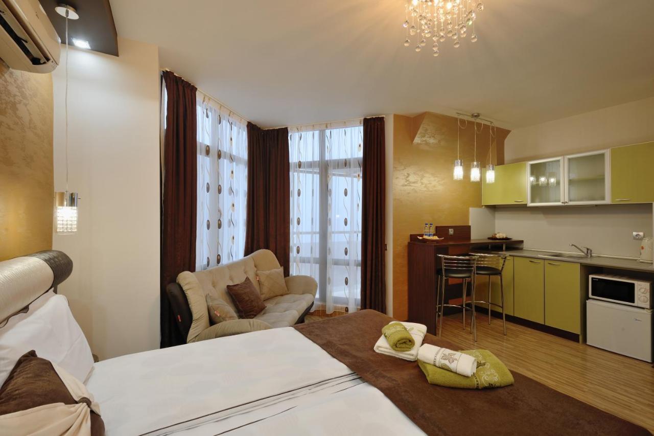 Fantasy Apartaments And Studios Avenue Комплекс Фантазия Хисаря Εξωτερικό φωτογραφία