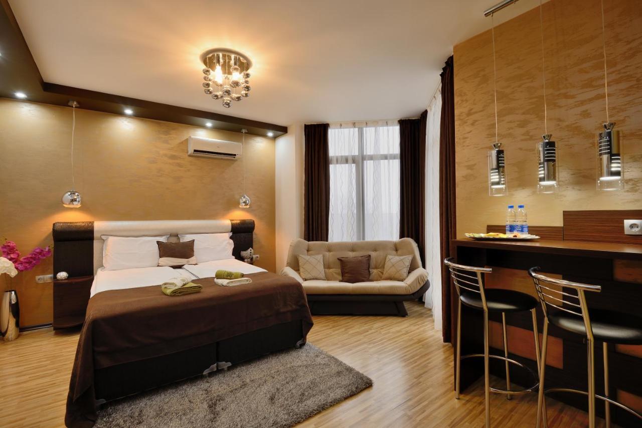 Fantasy Apartaments And Studios Avenue Комплекс Фантазия Хисаря Εξωτερικό φωτογραφία