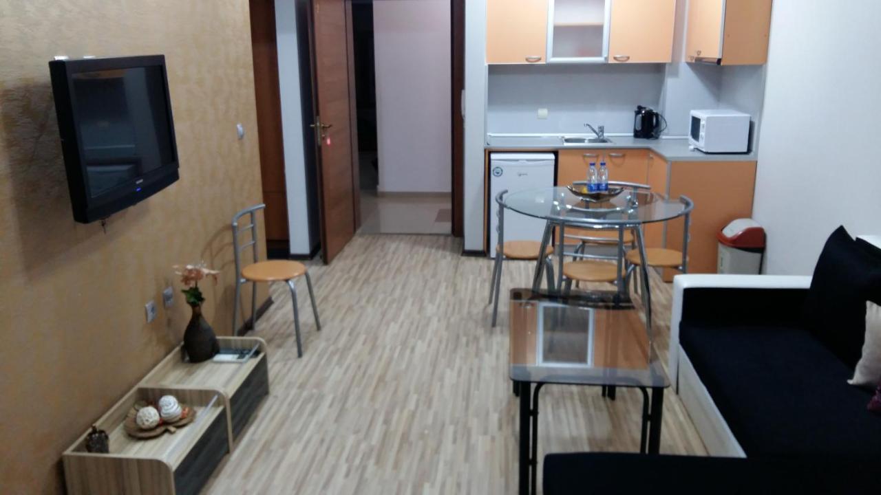 Fantasy Apartaments And Studios Avenue Комплекс Фантазия Хисаря Εξωτερικό φωτογραφία