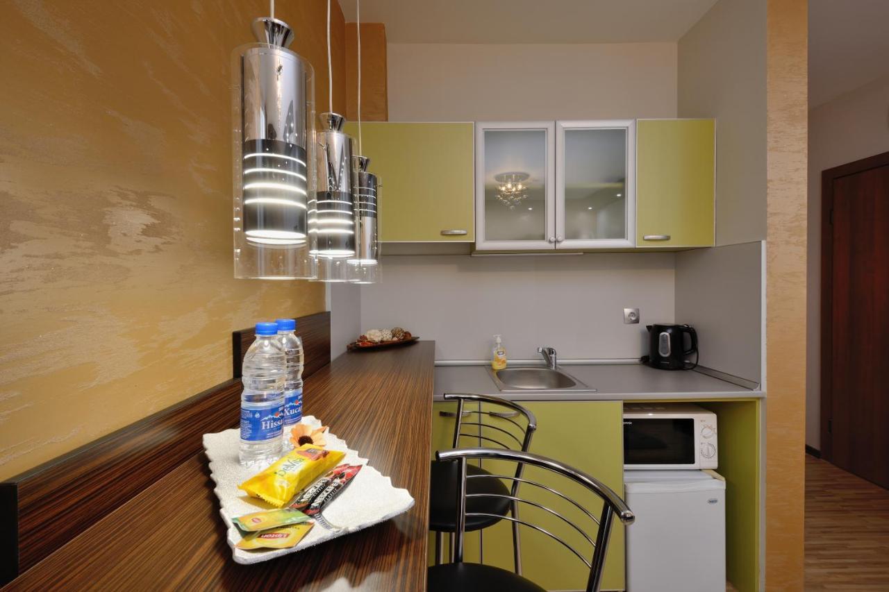 Fantasy Apartaments And Studios Avenue Комплекс Фантазия Хисаря Εξωτερικό φωτογραφία