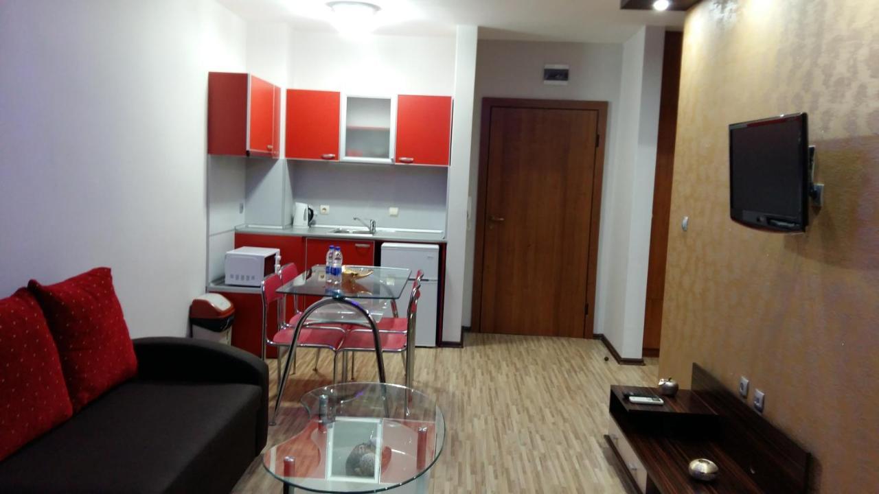 Fantasy Apartaments And Studios Avenue Комплекс Фантазия Хисаря Εξωτερικό φωτογραφία