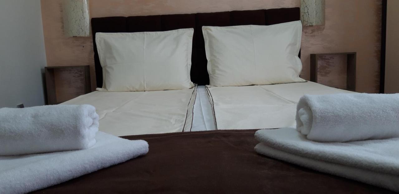 Fantasy Apartaments And Studios Avenue Комплекс Фантазия Хисаря Εξωτερικό φωτογραφία